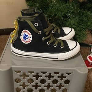 Boys Converse Size 13